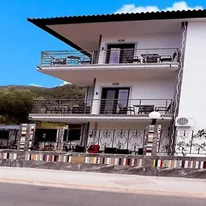 House Anna Houhlia Apartament